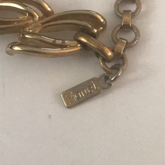 MONET GOLD-TONED NECKLACE - Picture 4 of 6